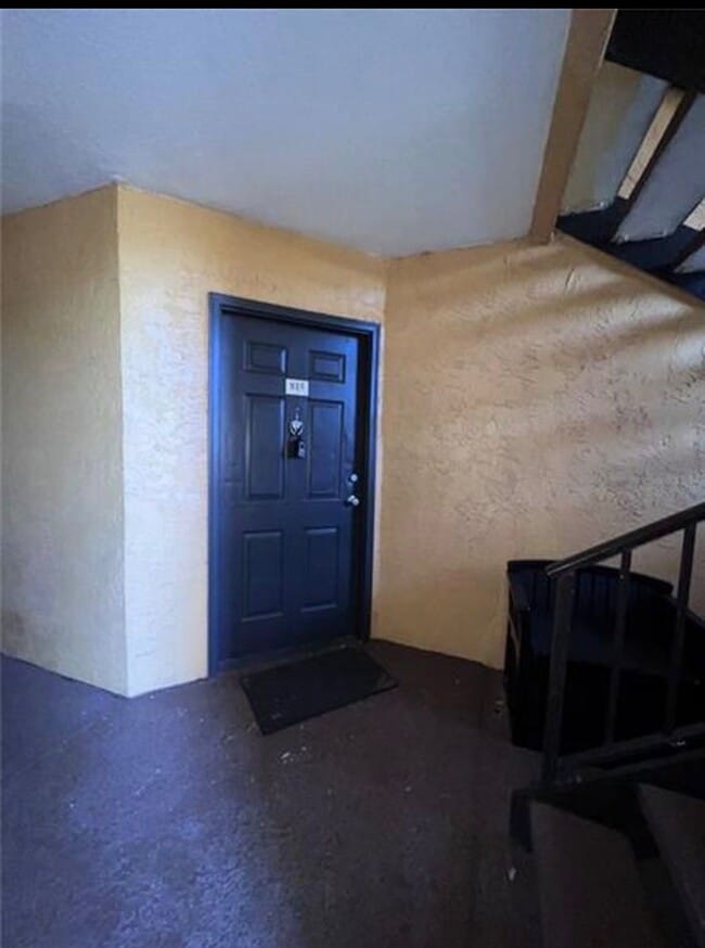 Front entry door - 4658 Commander Dr Unit 815