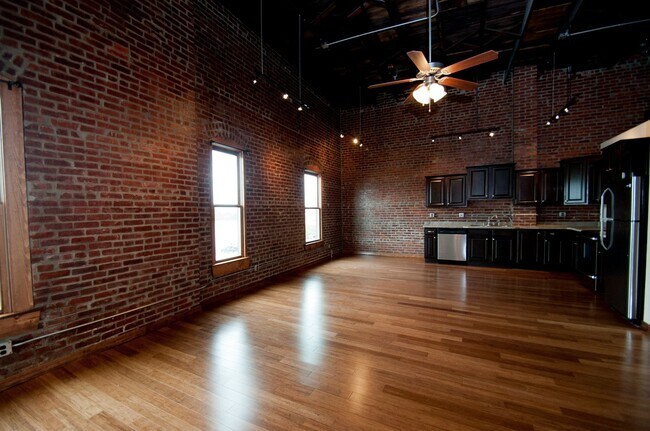 Photo - Union Biscuit Warehouse 207 Unidad UB 208