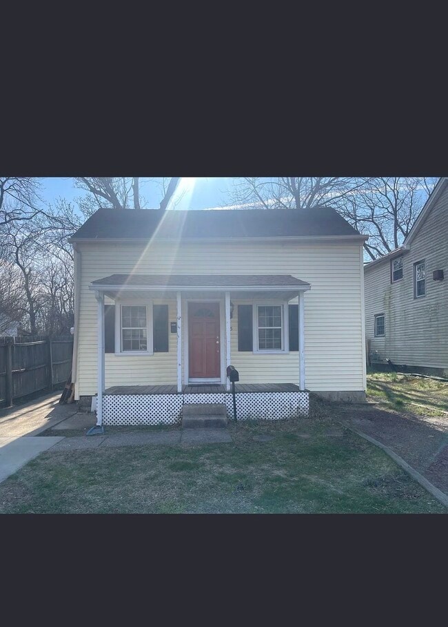 Photo - 25 Mill St