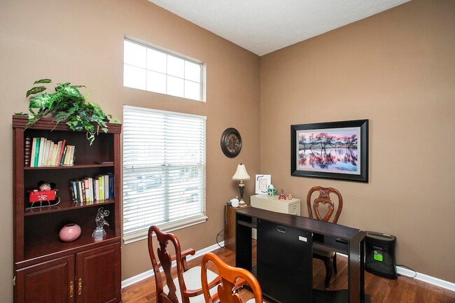 Photo - 1508 Clover Ct