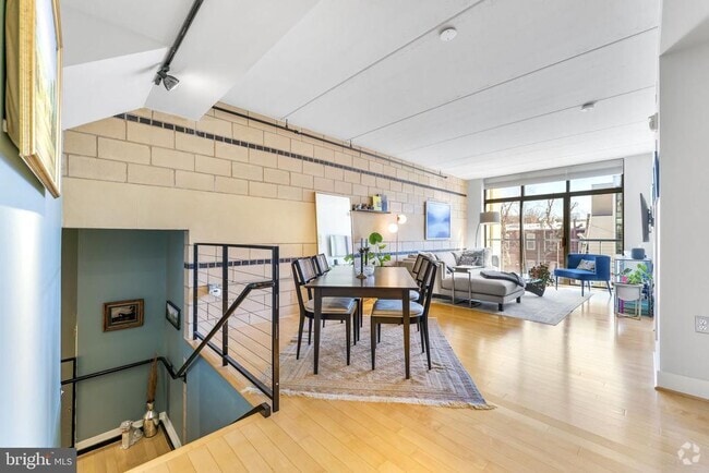 Building Photo - 1529 14th St NW Unit 309 Rental