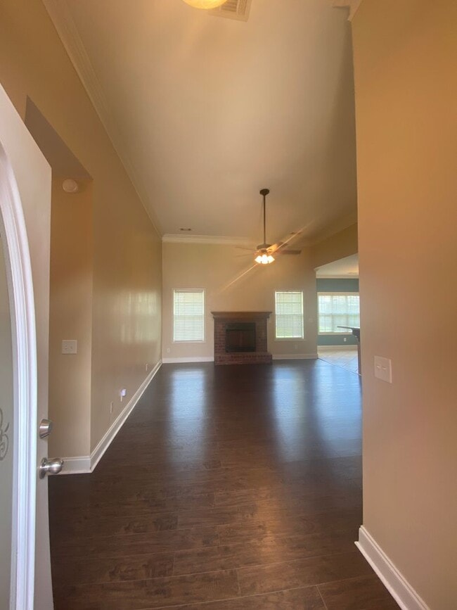Photo - 102 Bryce Dr