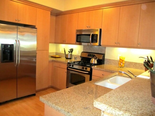 Photo - Beautiful 3 bedroom, 3 bath Condo in prime San Jose Location