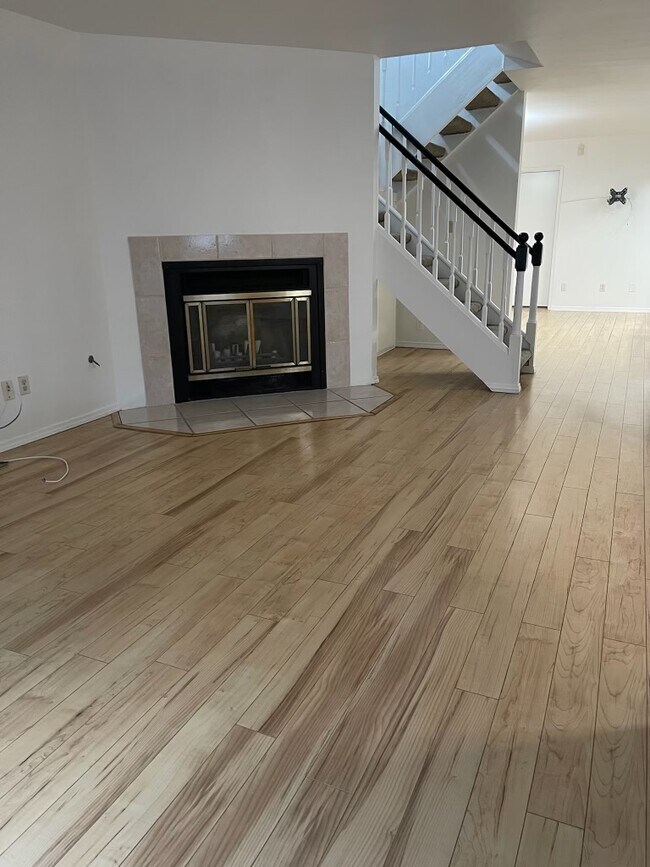 Photo - 1001 Mohawk St