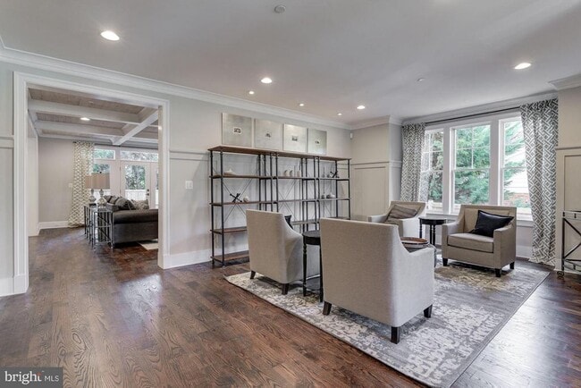 Photo - 5700 Tanglewood Dr