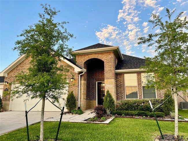 Photo - 8319 Divot Trce