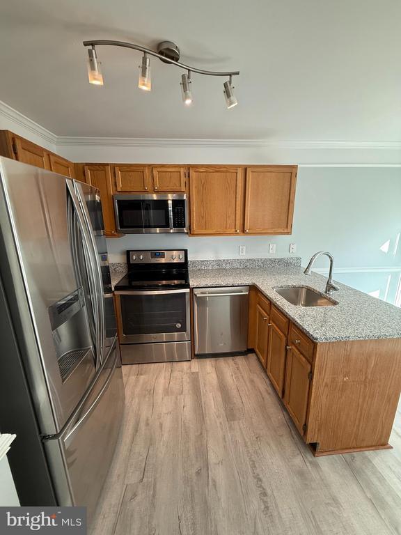 Photo - 105 Knollwood Ct