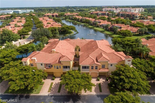 8600 Via Rapallo Dr Unit 204