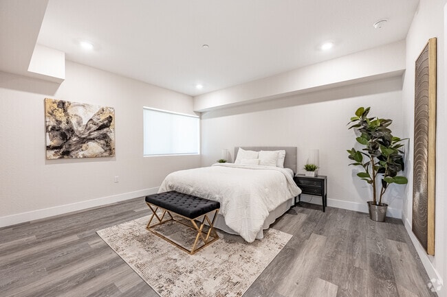 3BR, 2BA - 1,330SF - Primary Bedroom