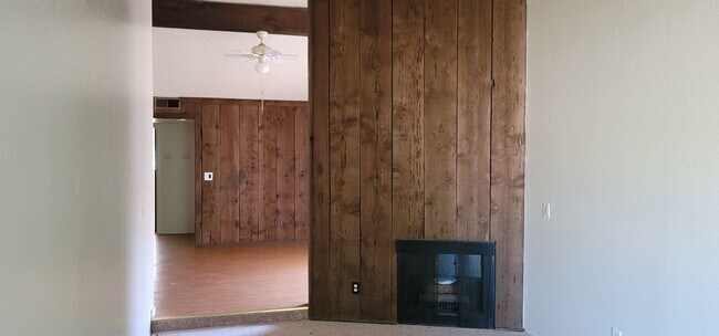 Photo - 10918-10920 Scotsman Way Unit 10918