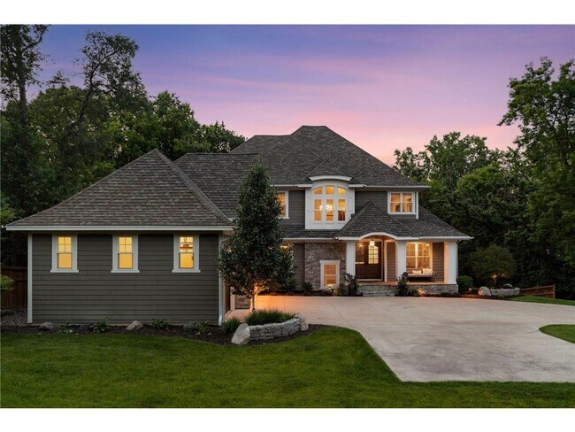 Photo - 2890 Ella Ln