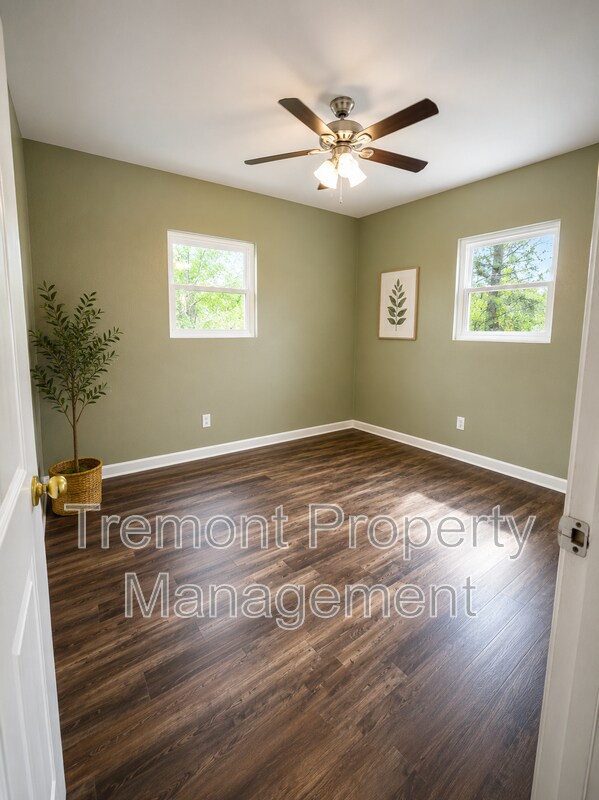 Photo - 4607 Highland Ave
