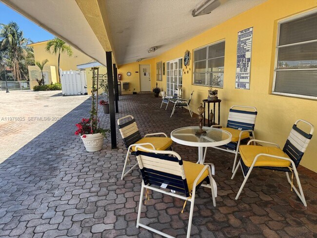 Photo - 2820 NE 201st Terrace Unit F215