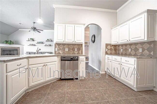 Photo - 3101 SW Gumleaf Rd