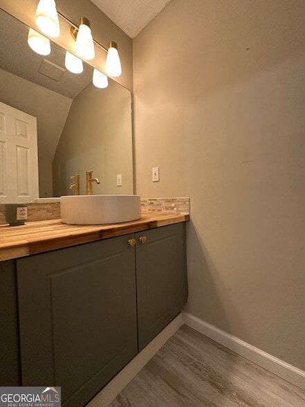 Photo - 236 Turnstone Rd