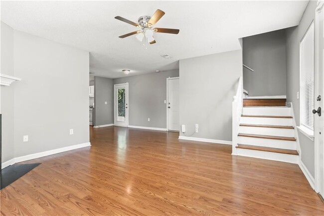 Photo - 3141 W Point Cir