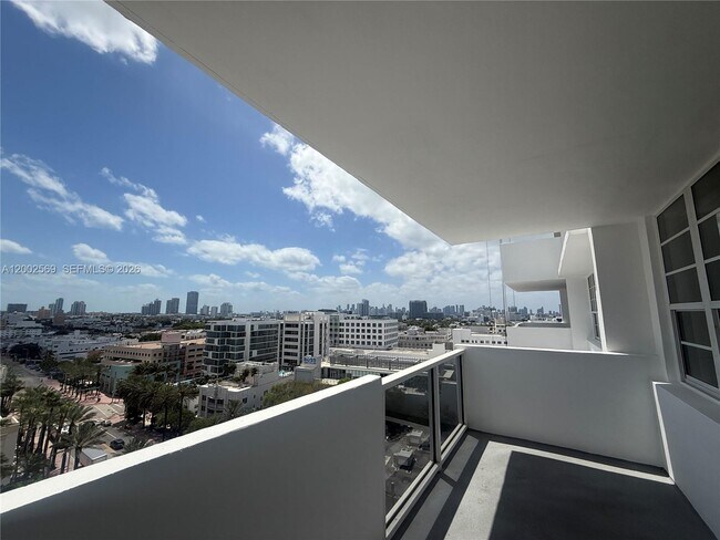 Building Photo - 100 Lincoln Rd Unit 1209