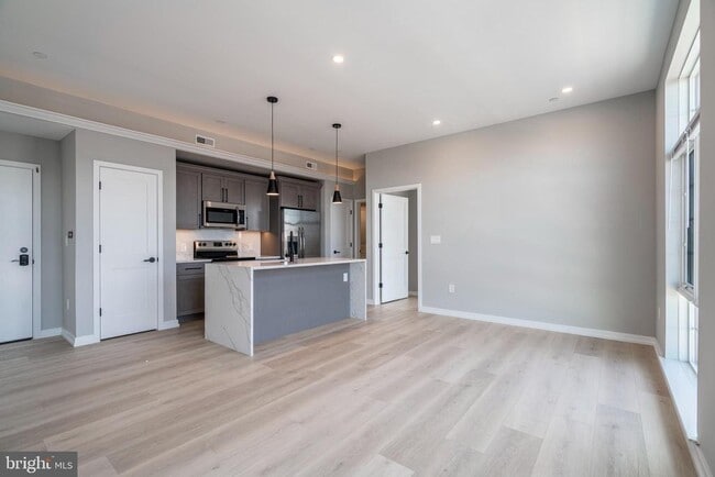 Photo - 2401 Washington Ave Apartment Unit 4D