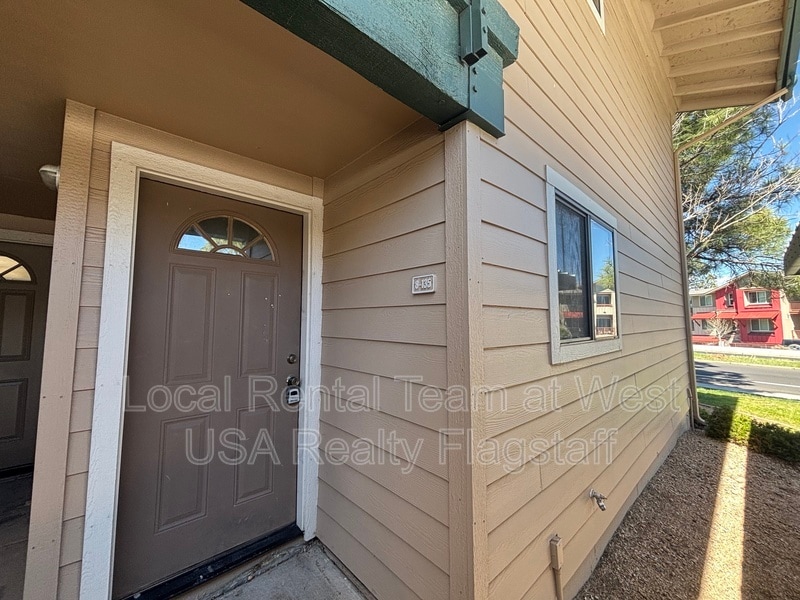 Photo - 3200 S Litzler Dr