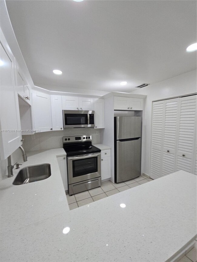 Photo - 13210 SW 17th Ln Unit #5-18