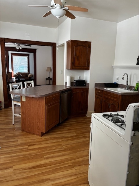 Photo - 2105 Clarence Ave