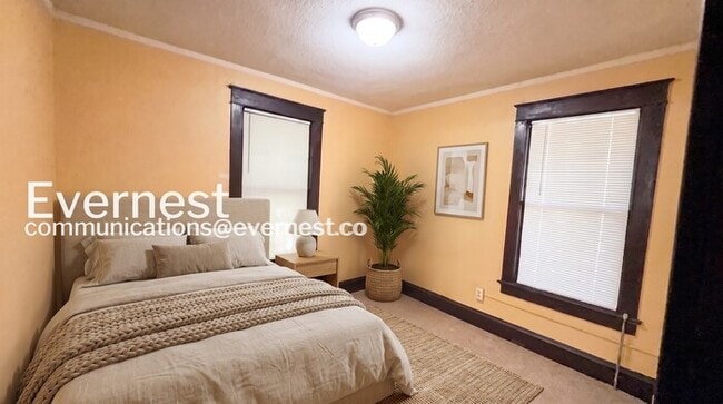 Photo - 2 Bed/1 Bath Home with Off-Street Parking / Coming Soon!