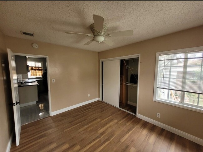 Photo - 15515 Harvest Ave