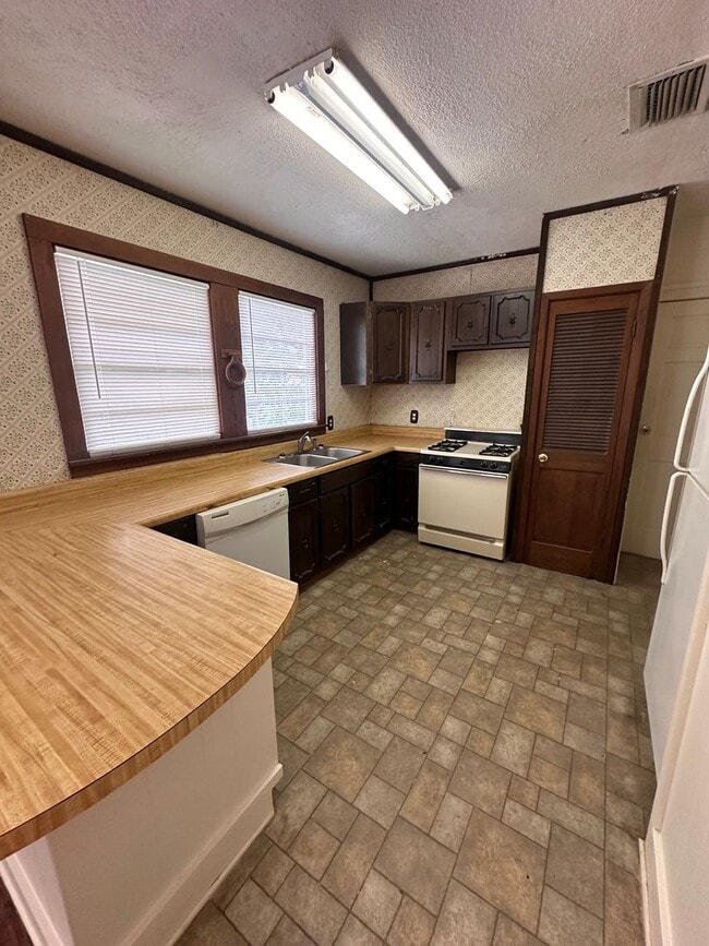 Photo - Welcome to Historic Highland - 1 bed 1 Bath