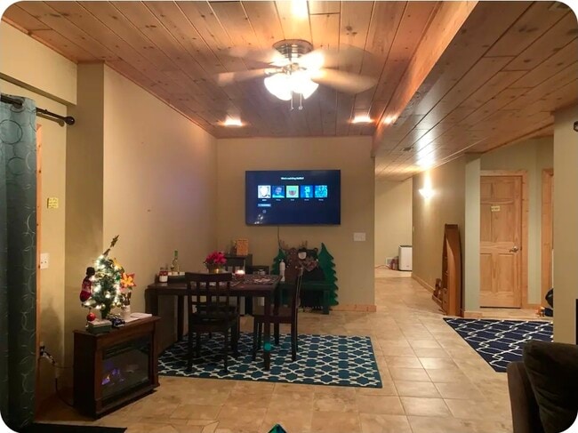 Photo - 4536 Moore Rd