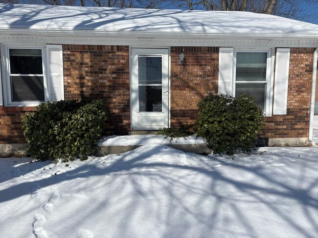 Building Photo - Stunning 4-bedroom, 2-bathroom home in Elizabethtown, KY!