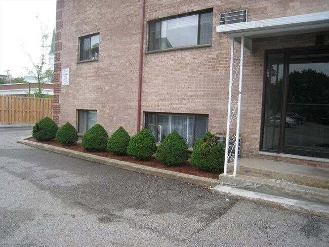 Photo - 763 Main St Unidad 46