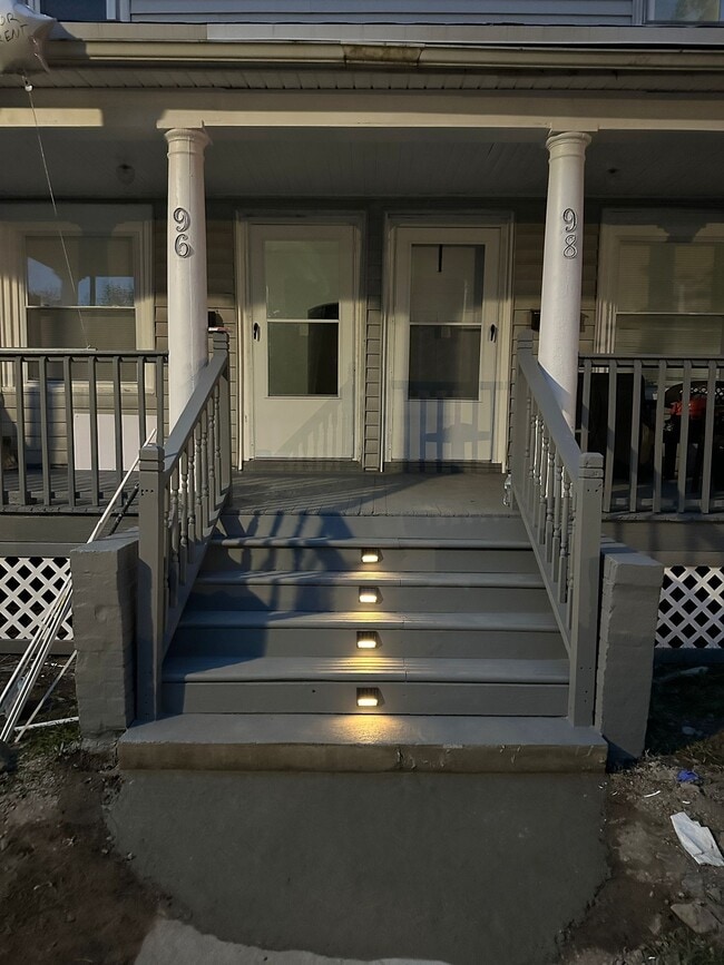 Photo - 96-98 Durnan St Unit 98