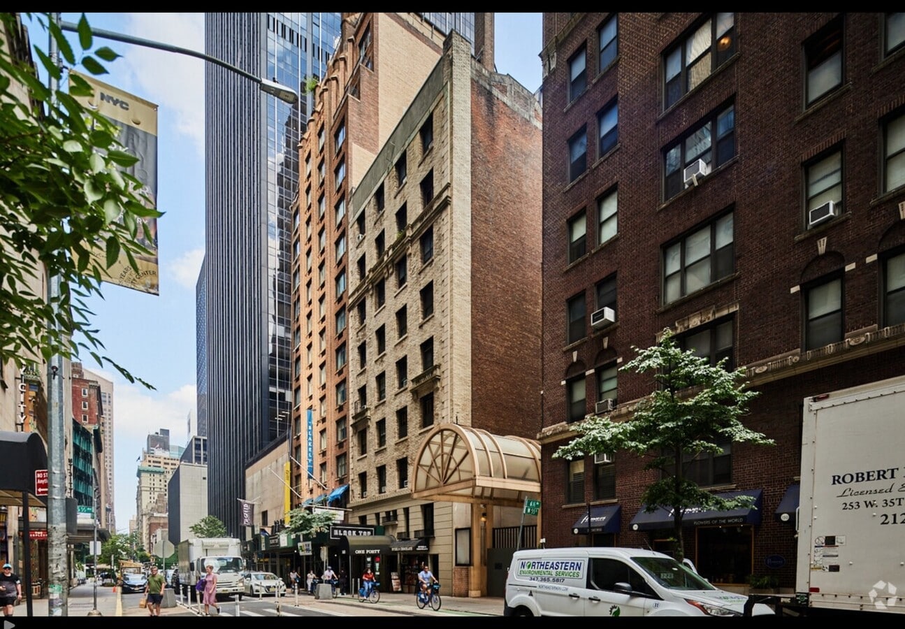 Photo - 140 W 55th St Unit 4C