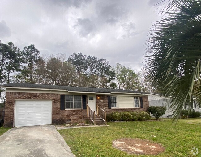 Building Photo - Beautiful 3 Bedroom Ranch in Goose Creek Rental