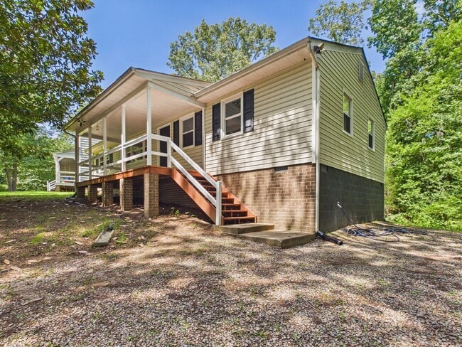 Photo - 3041 Clintwood Rd
