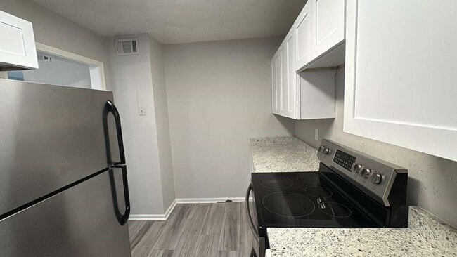 Photo - 136 Hudson Bridge Terrace