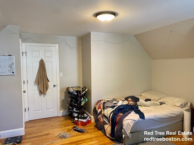 Photo - 129 Brooks St Unit 2