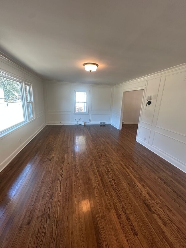 Photo - 3BD/2BA Home Located in Colonial Acres