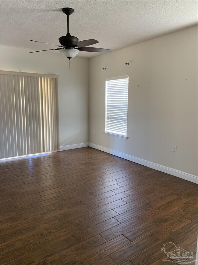 Photo - 8949 Camelot Pl