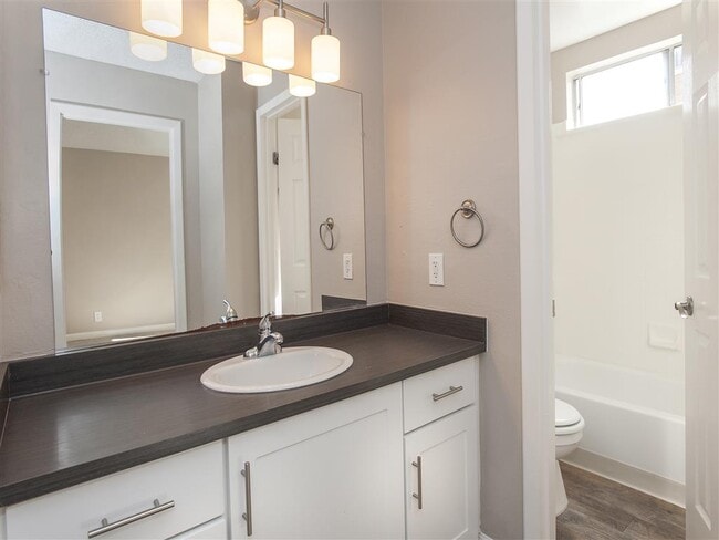 Shadow Oaks Apartment Homes