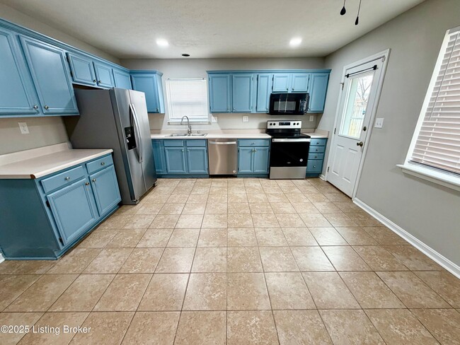 Photo - 12420 Brothers Ave