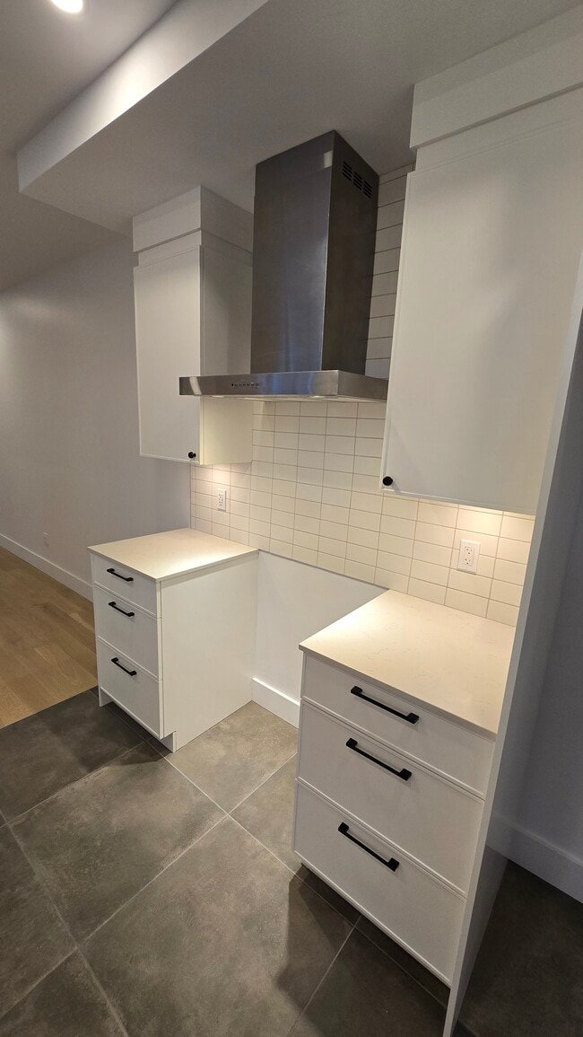 Photo - 2033 Rue De Chambly Unit 2033