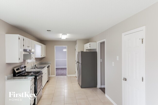 Photo - 3217 Ivy Lake Ct
