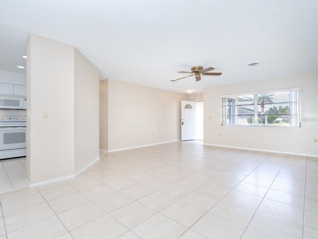 Photo - 1609 E Cypress Point Dr
