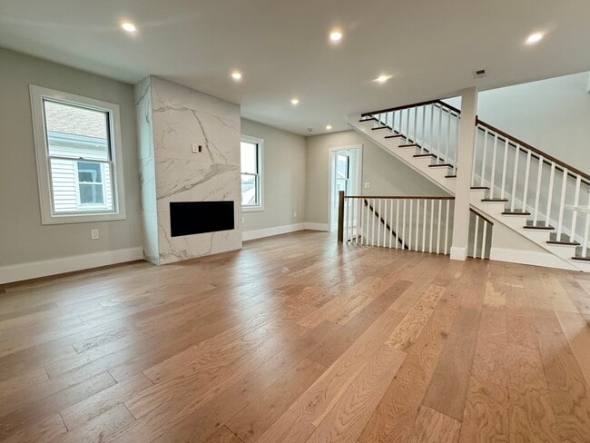 Photo - 39 Bonner Ave