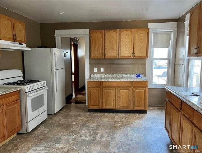 Building Photo - 265 Bunnell St Unit 1