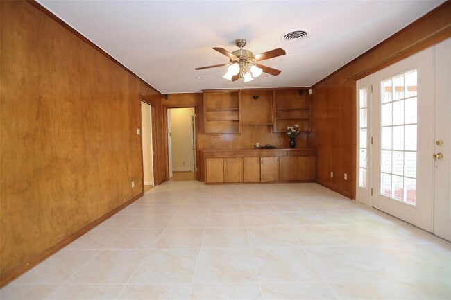 Photo - 3535 Durhill St