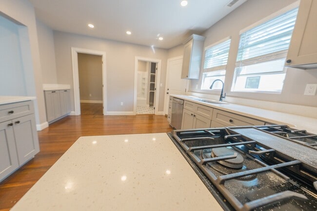 Photo - 42 Vernal St