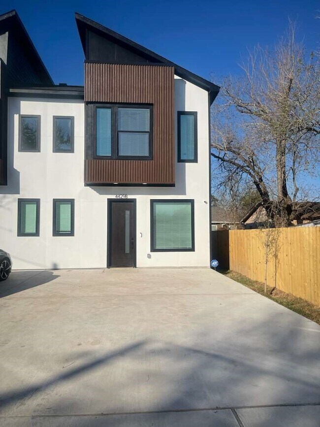 Photo - 4429 Aledo St