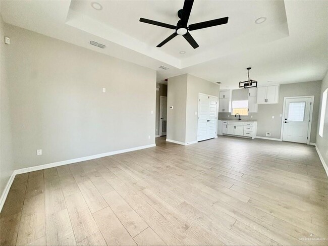 Photo - 11 E 13th St Unidad 1